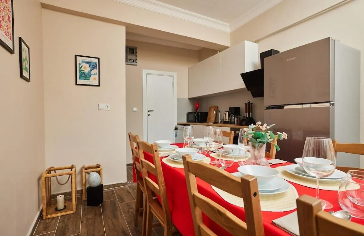 Stunning 3Br 3Bathroom 3Ac Near Metro D2 Istanbul