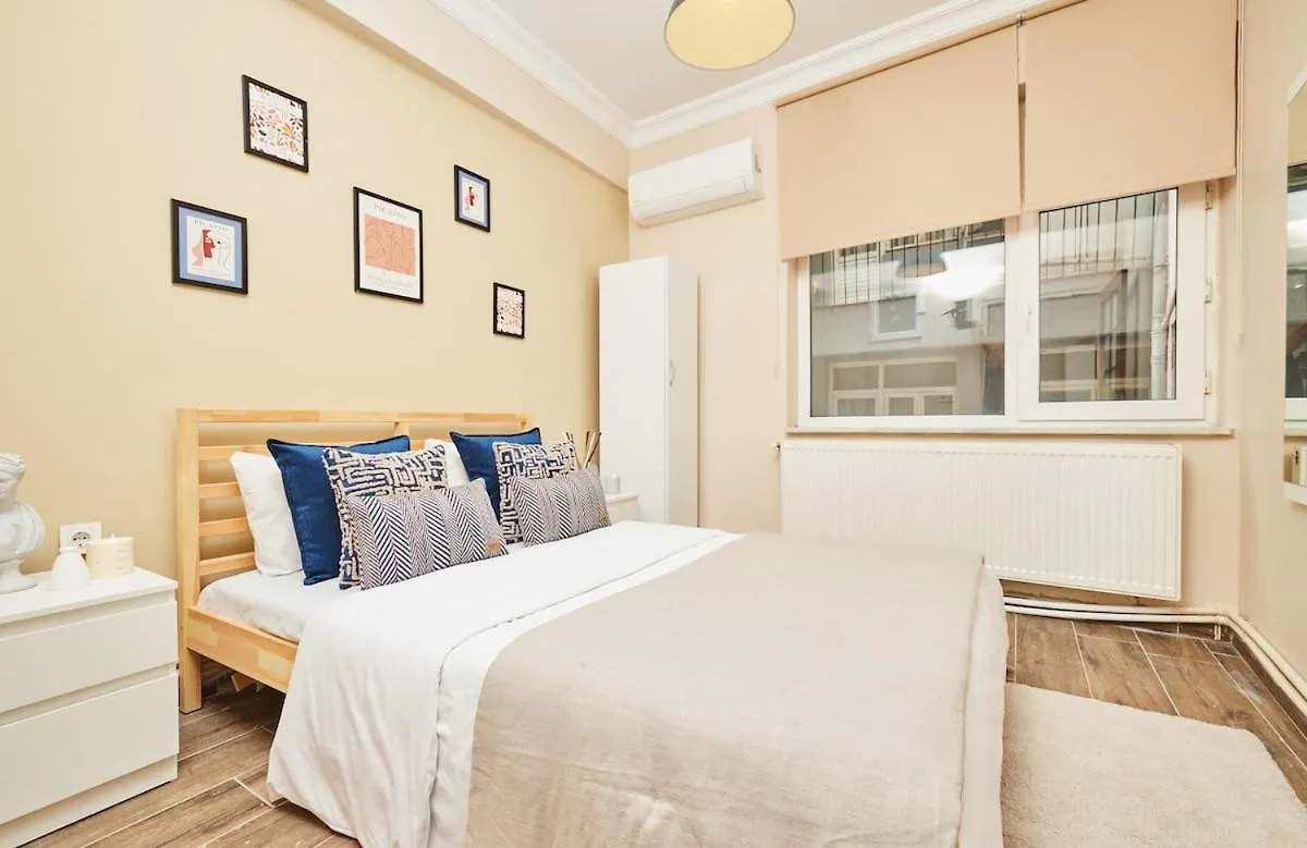 Stunning 3Br 3Bathroom 3Ac Near Metro D2 Istanbul 0*,  Turkey