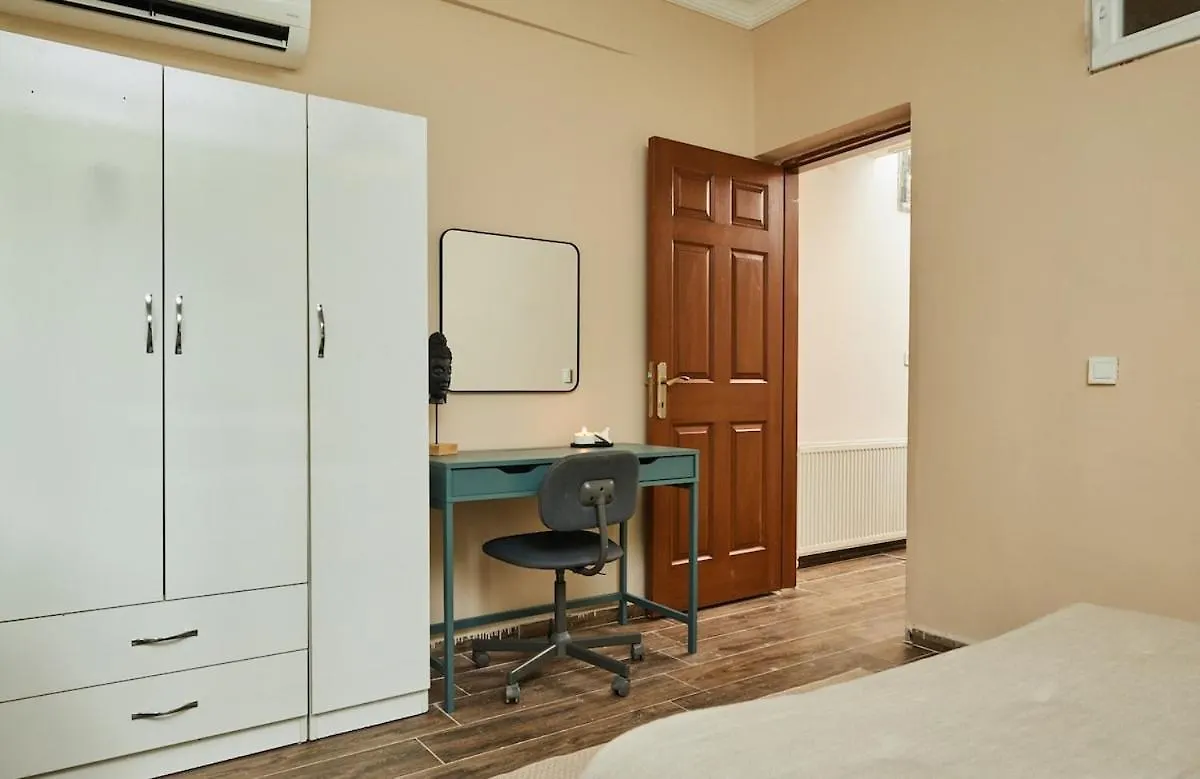 Stunning 3Br 3Bathroom 3Ac Near Metro D2 Istanbul Apartment